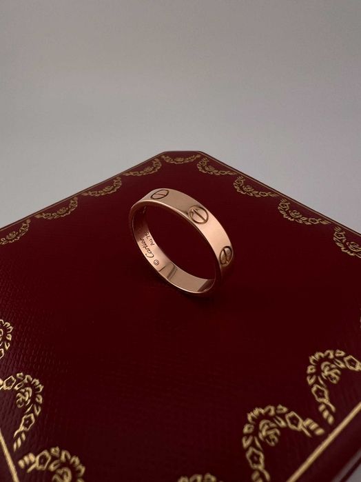 Кольцо Cartier Love