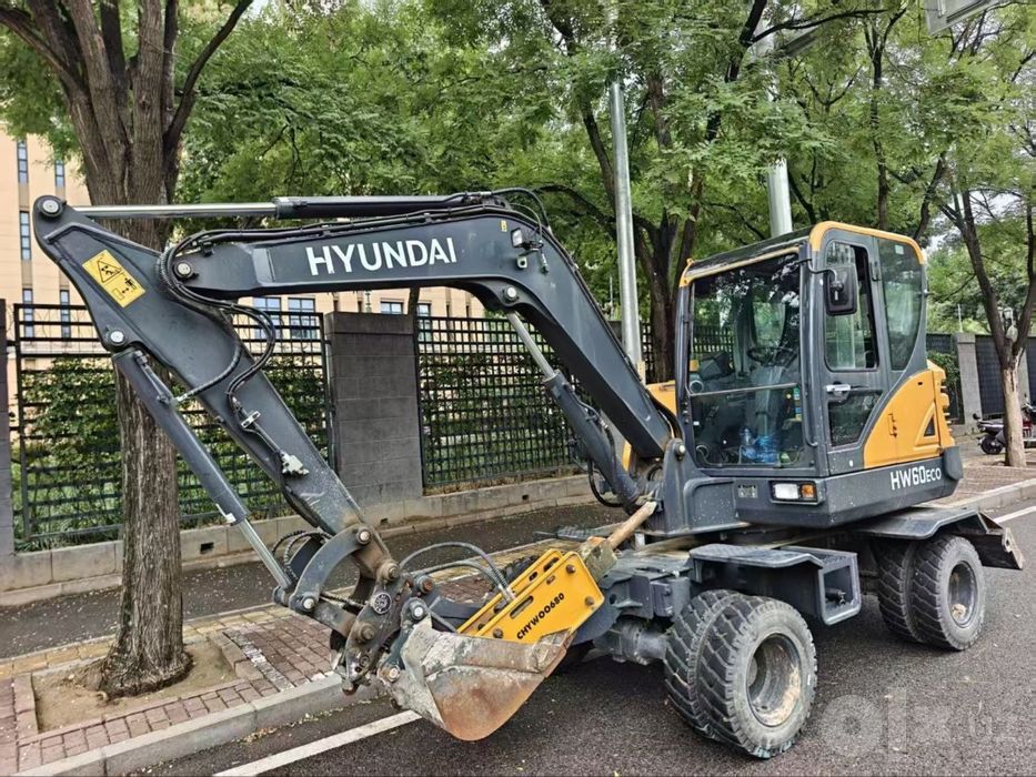 Эксковатор продаю hyundai 55