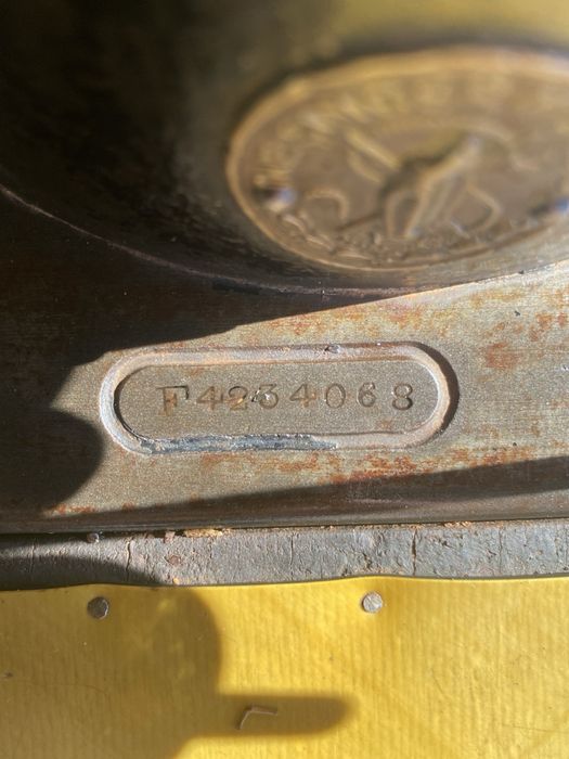 Mașină de cusut Singer 16K33 – an 1914 – masă și pedalier originale