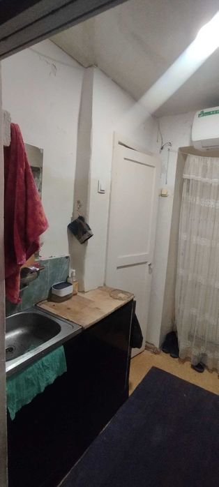 1 комнат. 3 этаж Чиланзар-4 Галерейка 20м2. Кирпичный Дом. Ор. Парк