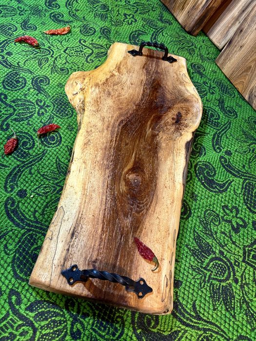 Дъски за рязане и сервиране от орех