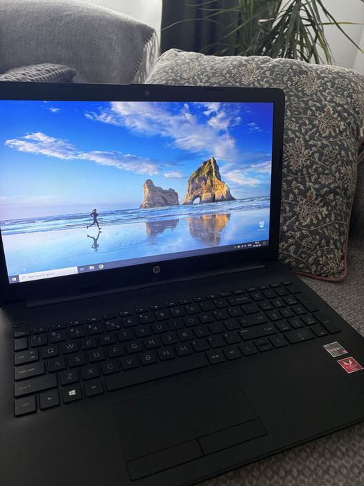 Laptop Hp ryzen 5     1Tb