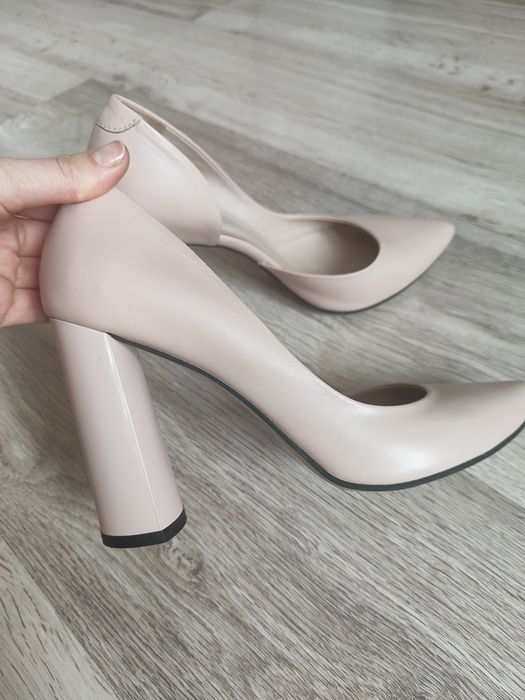 Туфли Vaseto кожаные, устойчивые 39р.