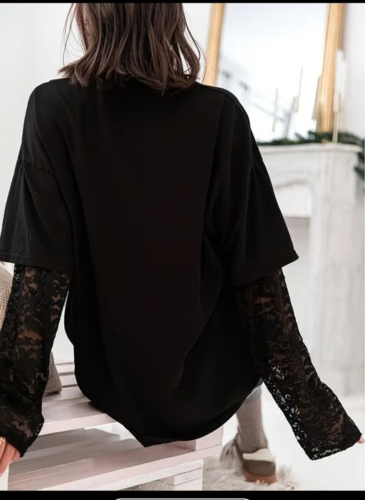 Продам  футболку,кофточку