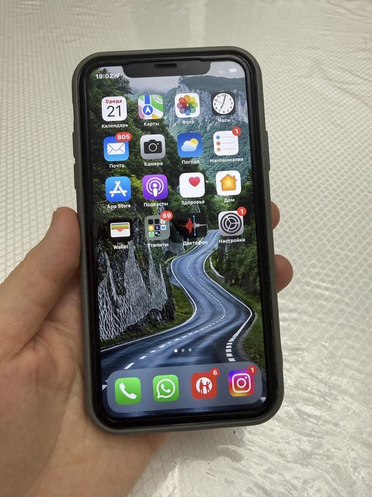 Айфон 11 64мб идеальном состояние