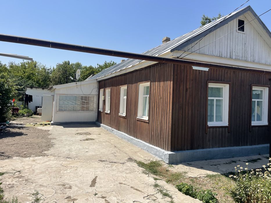 Продам дом с участком торг есть