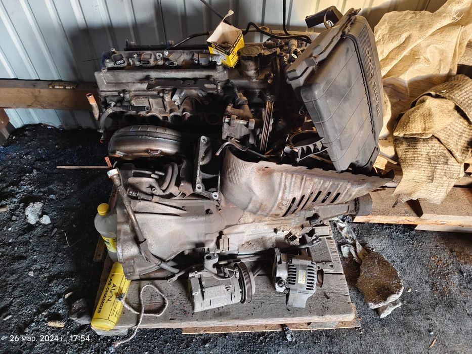 Продаётся двигатель,коробка передачи Марк 2