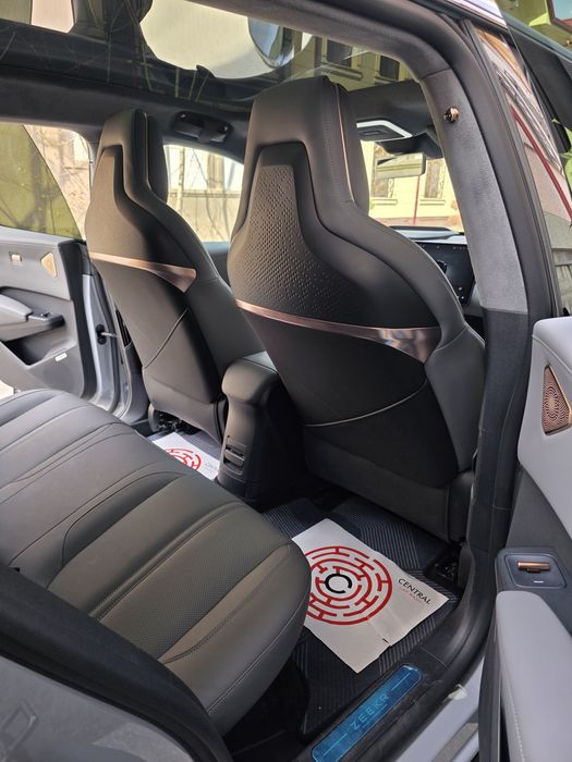 ZEEKR X Full 2ta motor 4WD. Naqt va Arendaga sotiladi
