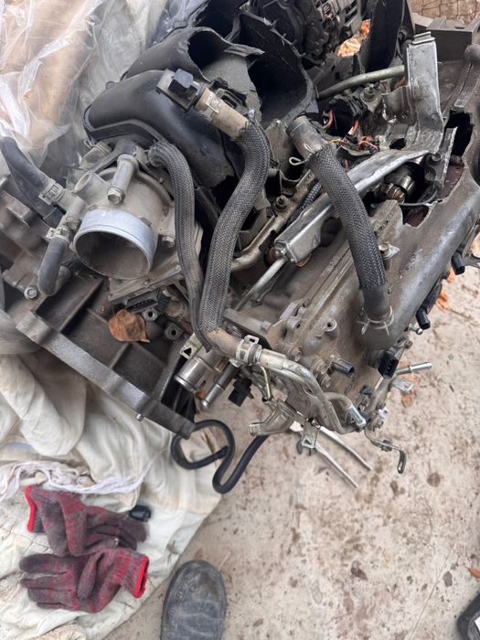 Мотор королла 1.6 1ZR FE