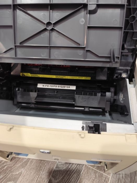 Продам принтер HP LaserJet 1022
