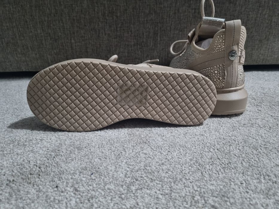 Adidasi Steve Madden din pânză (mar .36-22,5cm)