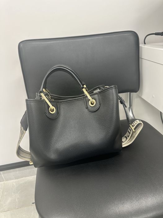 Продам сумку emporio armani оригинал