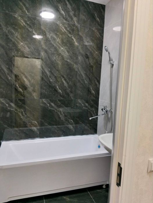 BEZMAKLER Uchtepa O’rikzor bozori novostroyka 2 xona oilaga ijaraga