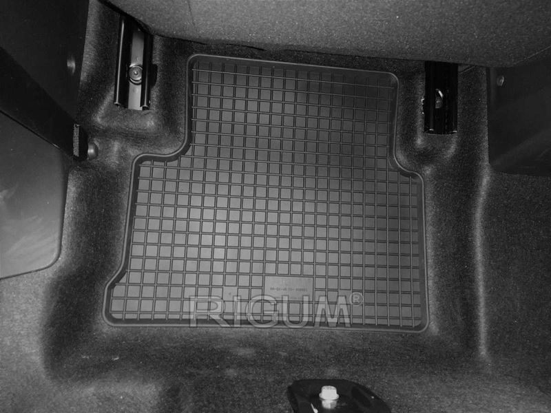 Гумени стелки и багажник DACIA Jogger  от 2022 г.