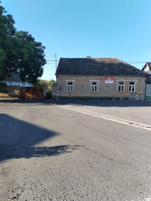 Casă de vânzare în Pecica
