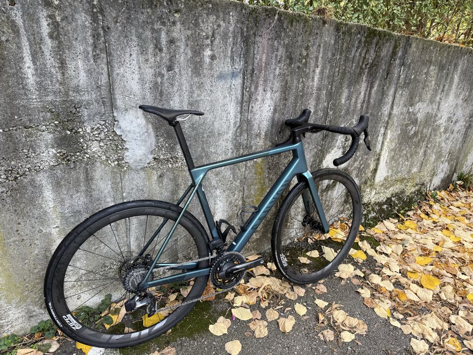 Canyon Ultimate CF SLX 8 AXS