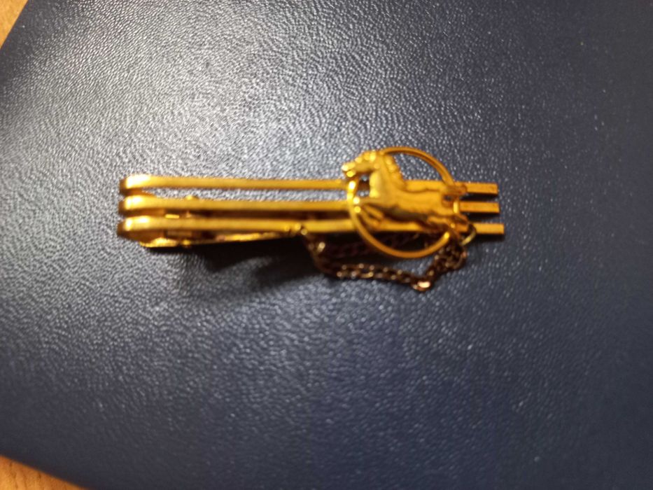 Игли за вратовръзка