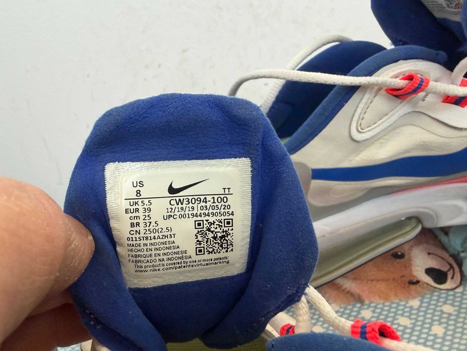 Nike Air Max 270 React''оригинални маратонки 39 номер