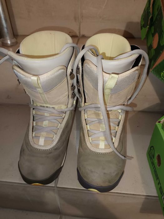 Сноуборд обувки номер 38