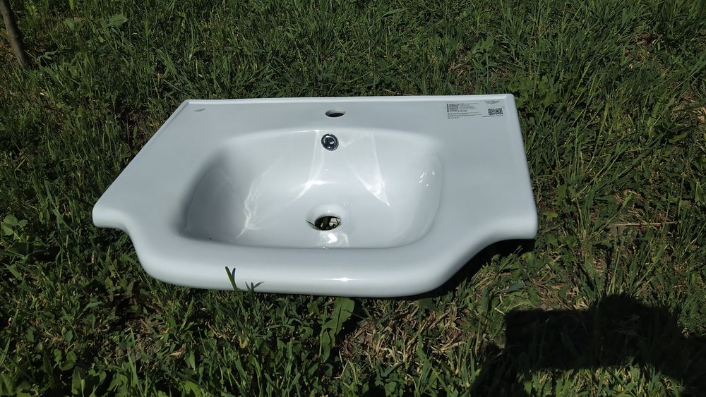 Бяла мивка за баня