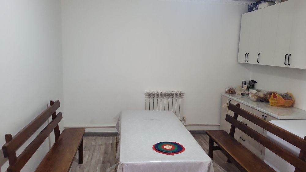 Частный дом на кирпичном