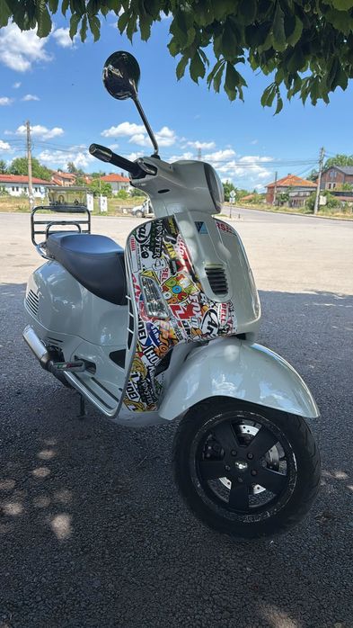 Скутер Веспа GTS 300