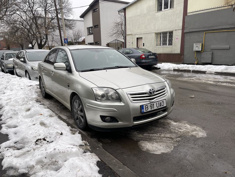 Dezmembrez Toyota Avensis T25