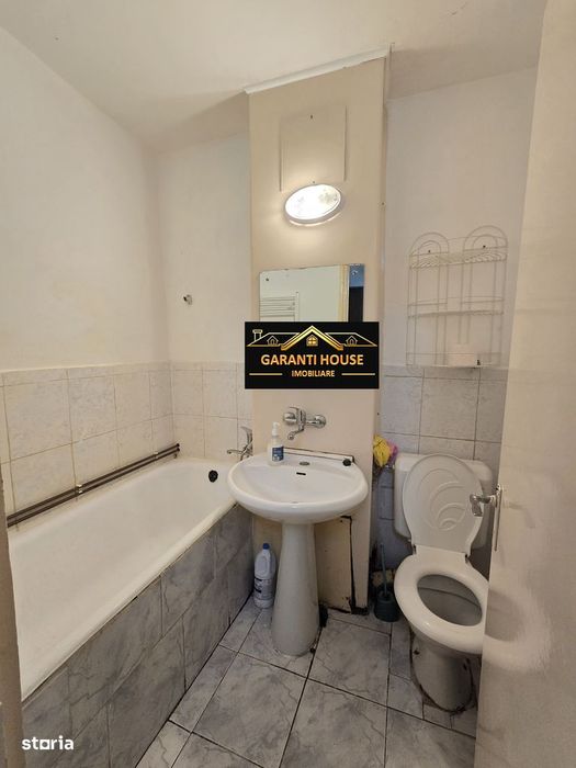 Republicii, etaj 1, garsoniera mobilata si utilata, 52 000€ negociabil