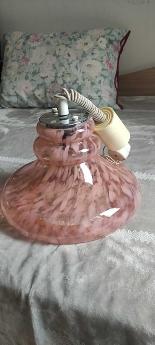 Лампион и за стената