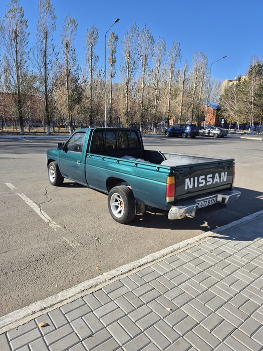 Ниссан пикап продам