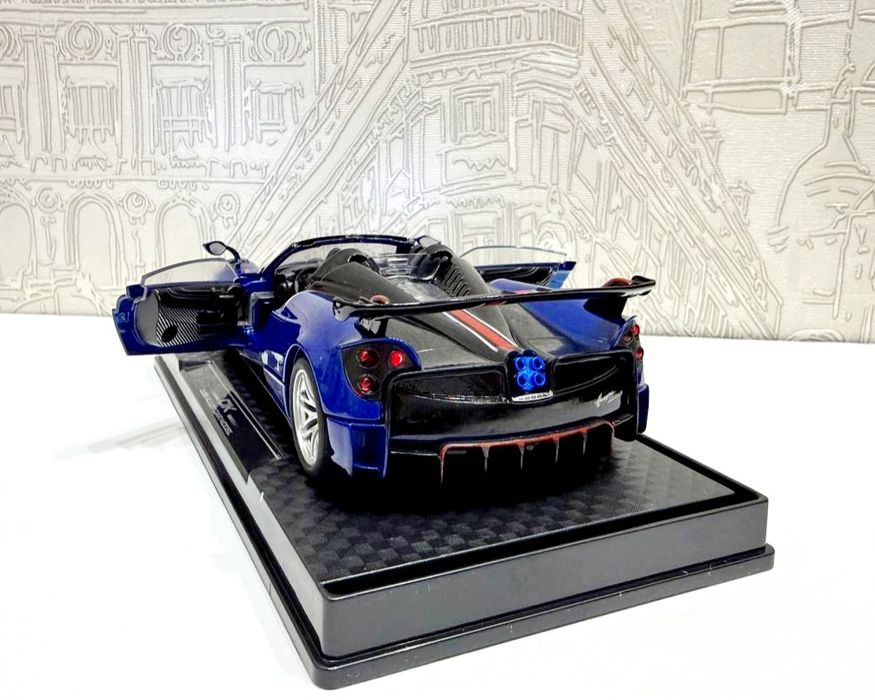 Pagani Huayra 1.32! Металлическая модель со светом и звуком