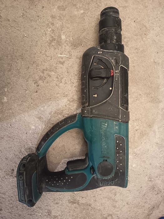 Makita DHR 202 Перфоратор 18V