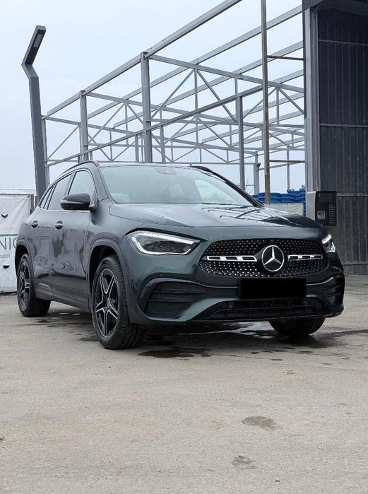 Mercedes-Benz GLA 250e TVA Deductibil