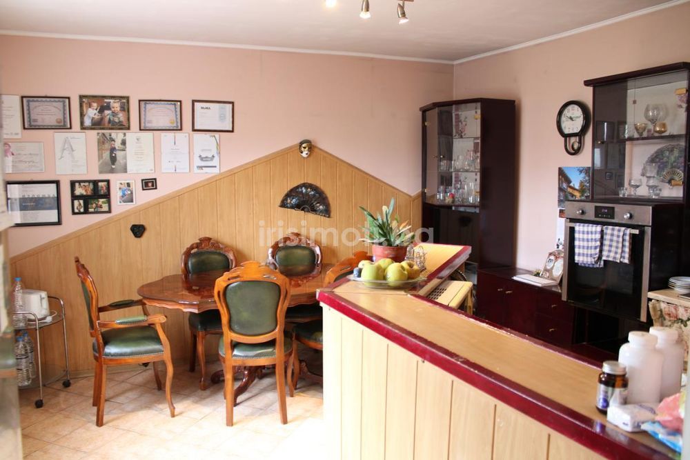 Продава се Къща в София, Бенковски - 197 кв.м за 2031 €/кв.м - Снимка #4