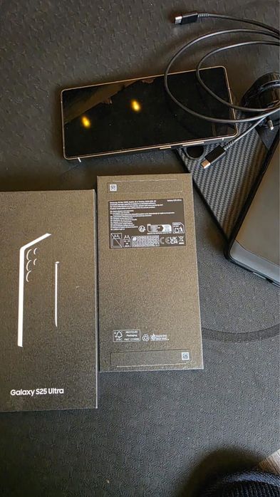 Samsung S25 ultra 256Gb