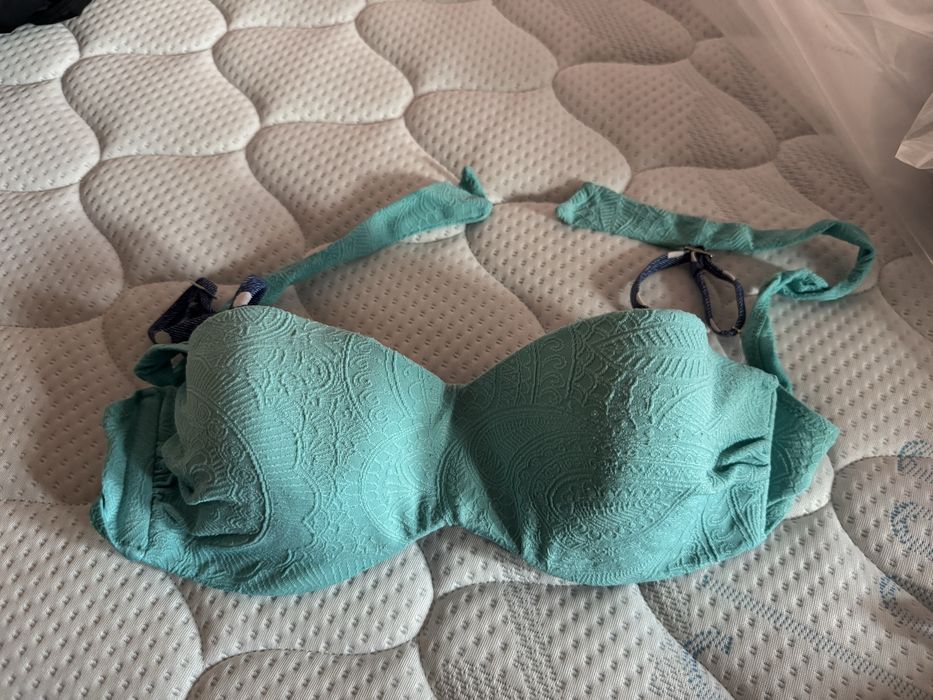 Бански комплект/ и горнище