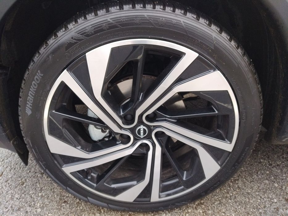 4 броя зимни гуми Hankook Icept Evo3 235 45 R20 Дот 2022 5+мм грайфер