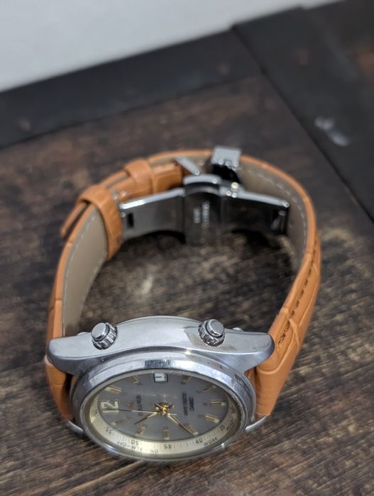 Ceas Casio Oceanus OCW-120LE Wave ceptor model de colecție r