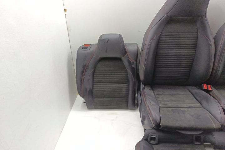 Scaune interior Mercedes-Benz CLA-Class C117 (facelift)