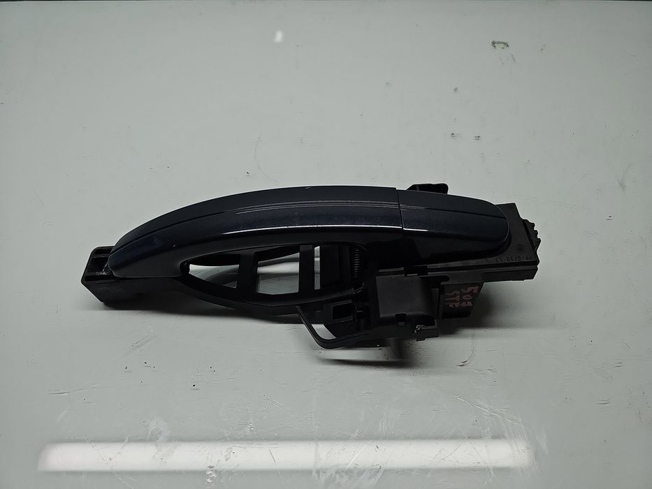 Maner usa stanga fata Ford Focus 3 Hatchback [Fabr 2011-2015] MIDNIGHT
