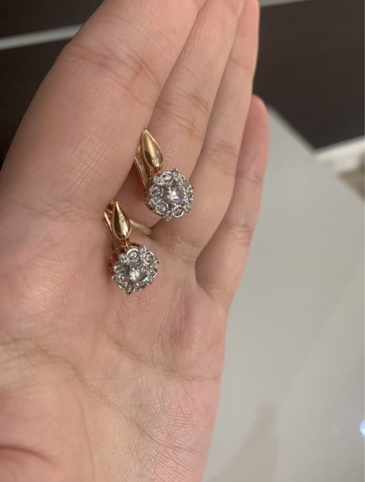 Золотые серьги