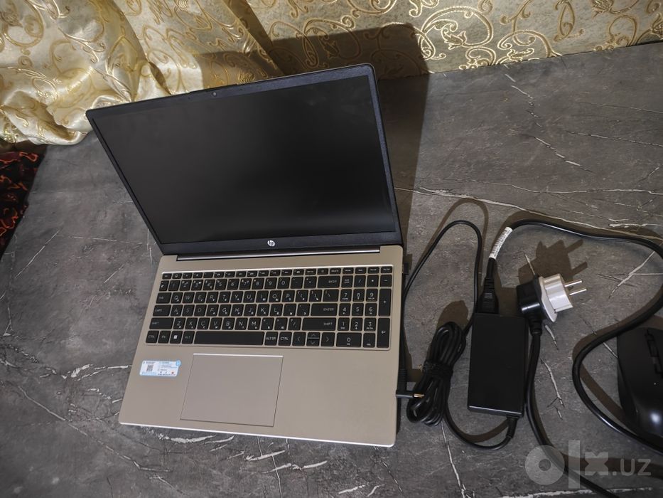 Noutbuk HP 16/512 Windows 11 pro