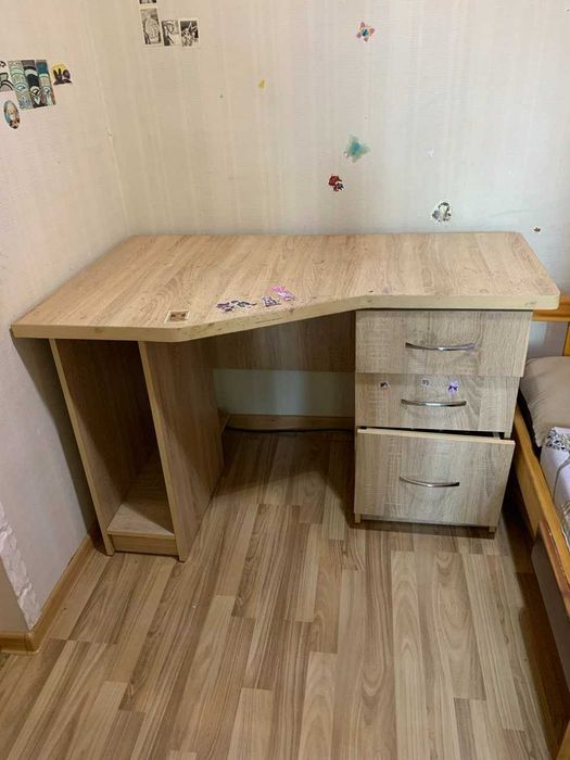 Стол письменный, компьютерный