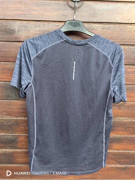 Дамска тениска nike М размер