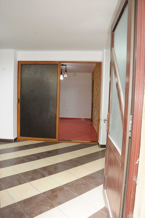Proprietar vand apartament 2 camere + extindere, parter 52 mp acte in regula intabulat CF, pretabil spatiu comercial