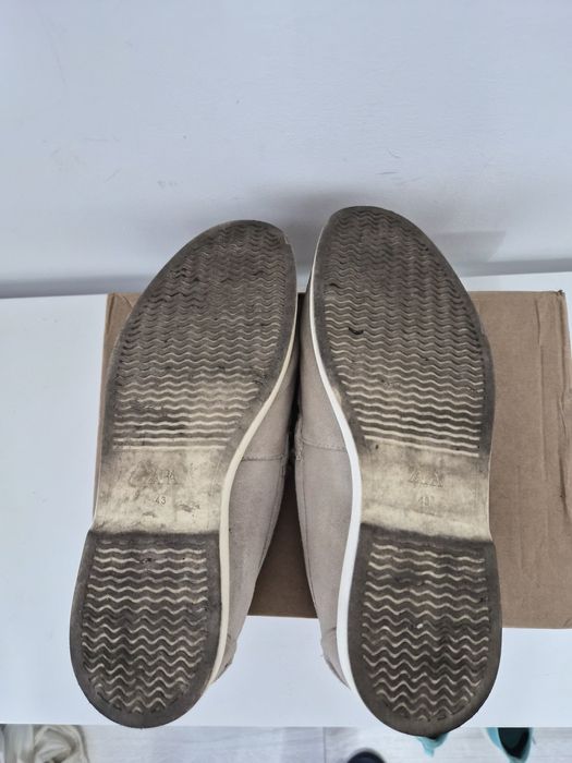 Mocasini de piele intoarsa Zara