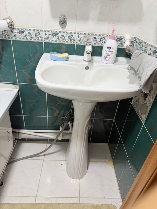 Продам раковину тюльпан