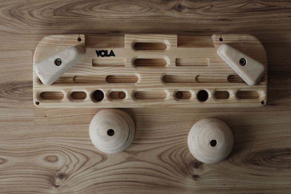 VOLA Hangboard дървен хенг борд за катерене