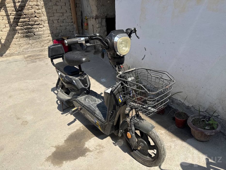 Skuter sotiladi holati yaxshi