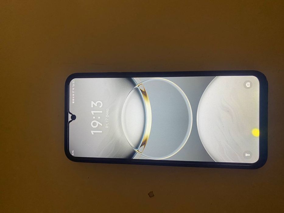 Продаю Tecno Spark 30c.